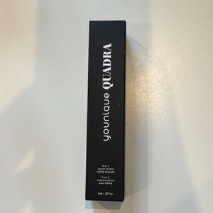 Younique QUADRA 4-in-1 Volumizing Mascara